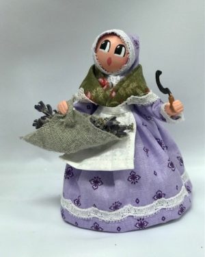 Femme lavande santons de provence